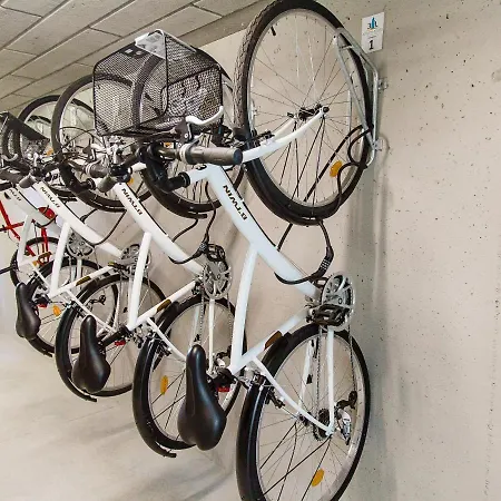 Blizej Morza 102 Z Prywatnym Garazem I Rowerami W Cenie * קולובז'ג