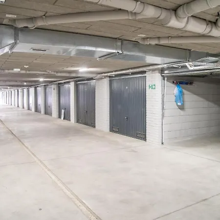 Blizej Morza 102 Z Prywatnym Garazem I Rowerami W Cenie Kołobrzeg